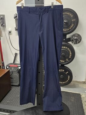 Roundtree & Yorke Men's Navy Dress Pants